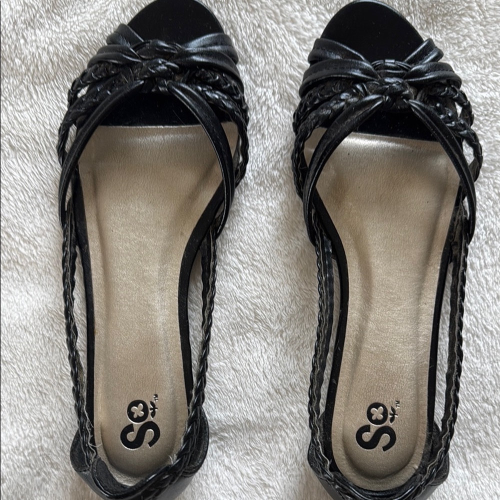 SO Black Sandals with Criss-Cross Straps